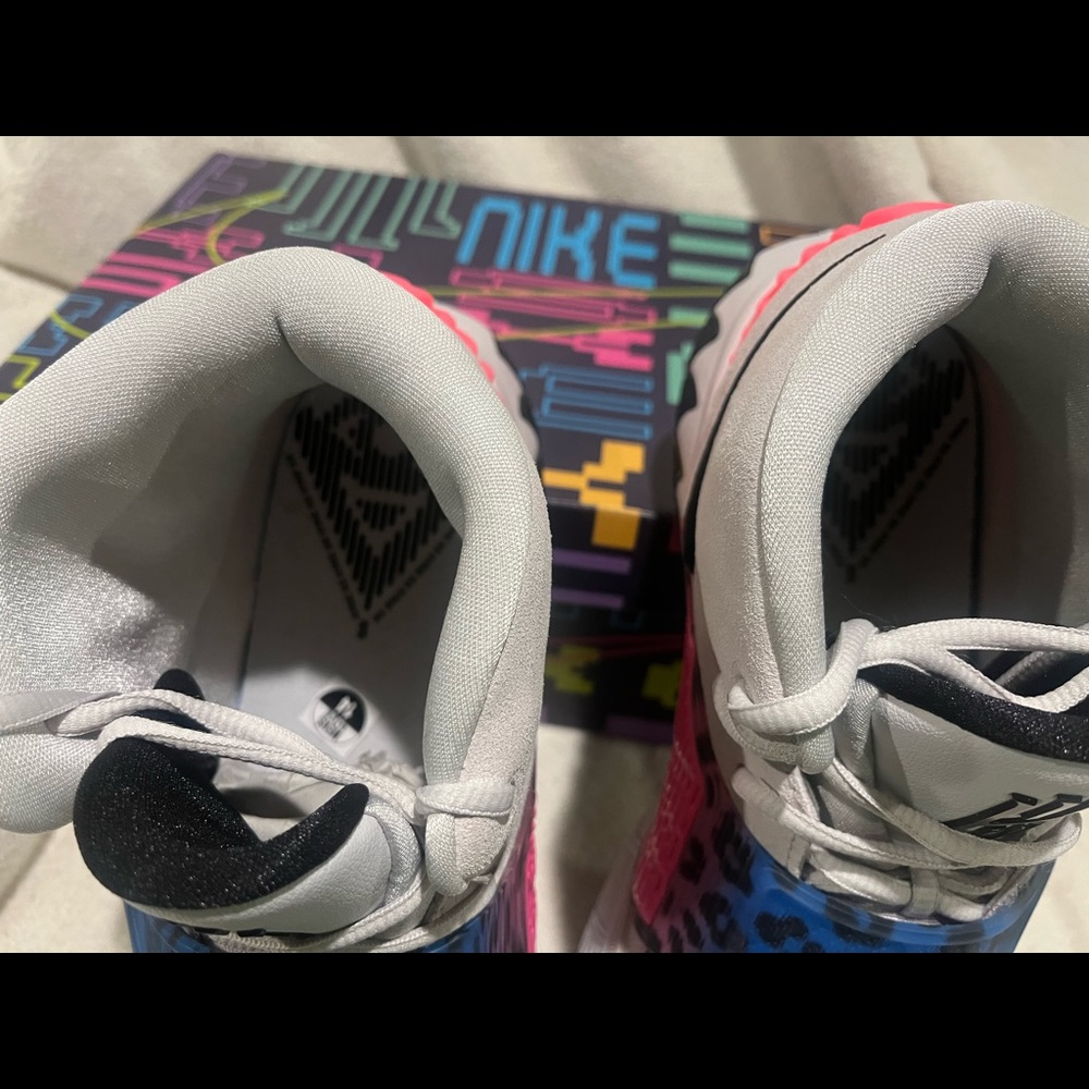 Brand New Nike Kyrie 6, Men’s size 14 - Picture 4 of 8